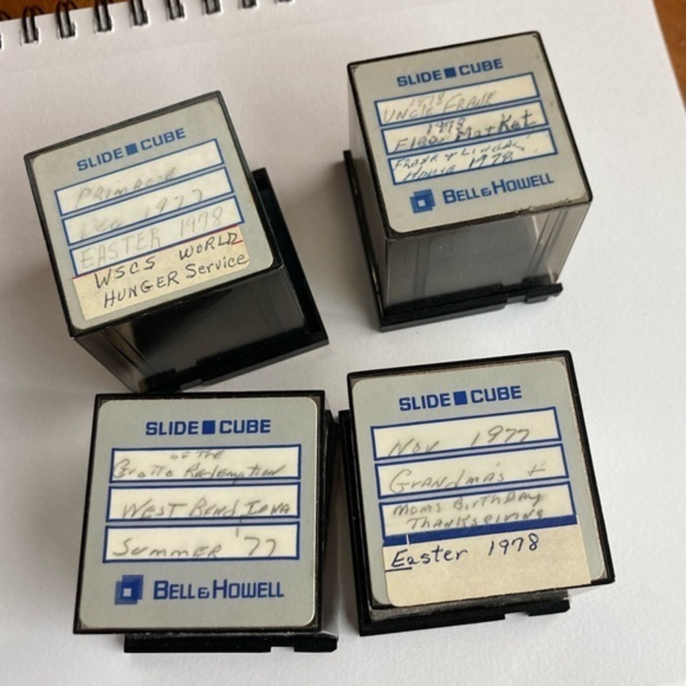 Slide photo storage holder box Bell & Howell